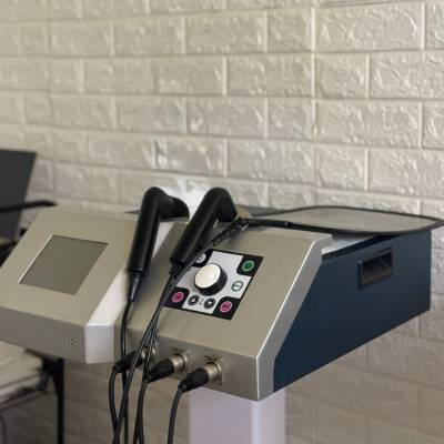 Equipo de Radiofrecuencia Indiba Radiofrecuencia facial y corporal